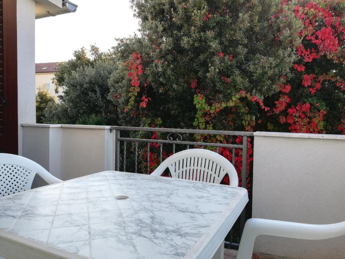 Apartments Roko Lalin Pakoštane Zewnętrze zdjęcie
