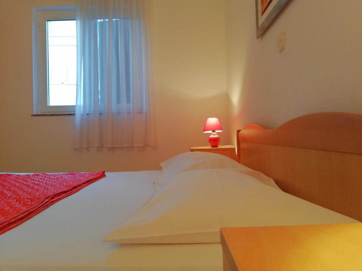 Apartments Roko Lalin Pakoštane Zewnętrze zdjęcie