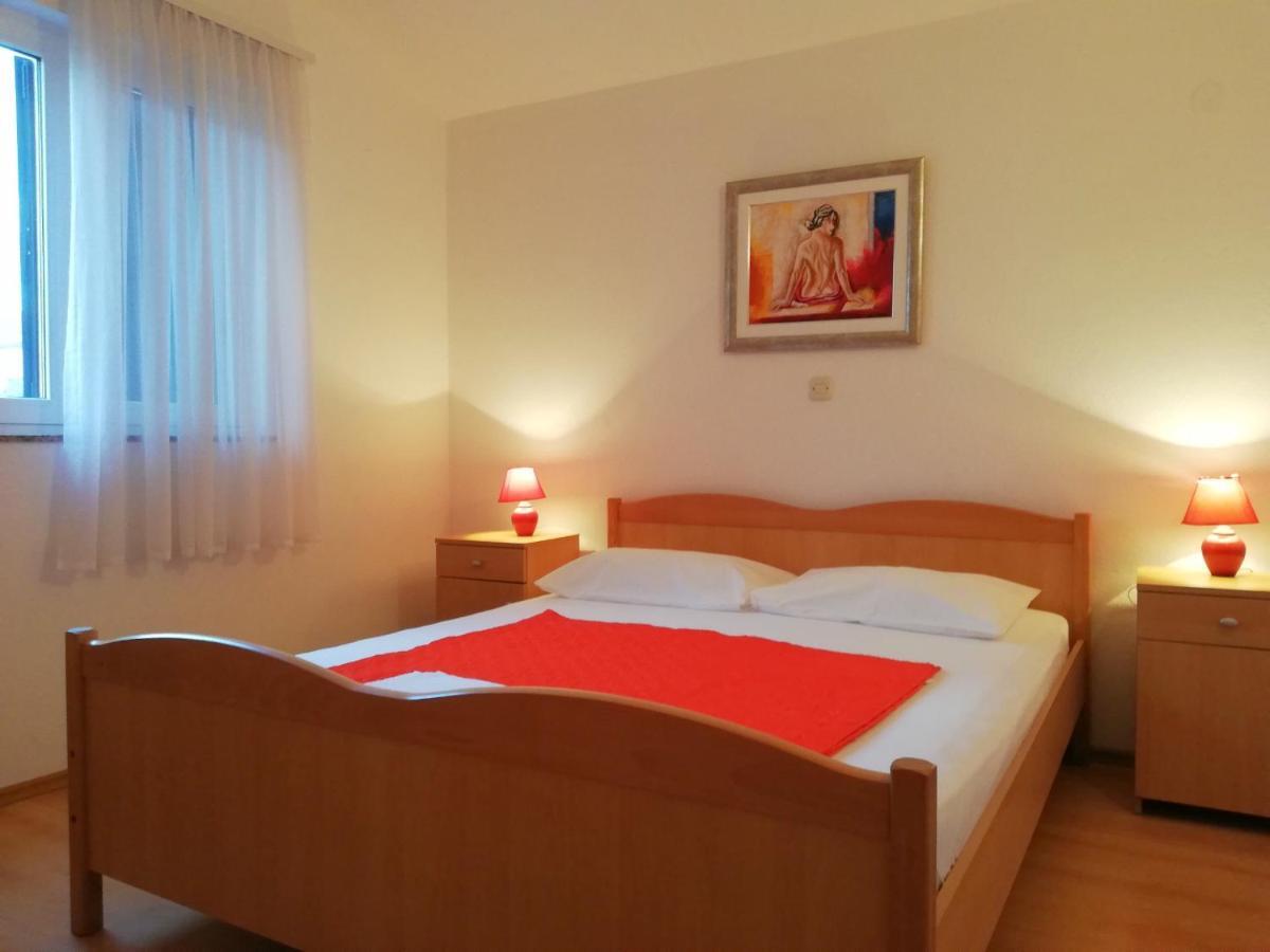 Apartments Roko Lalin Pakoštane Zewnętrze zdjęcie